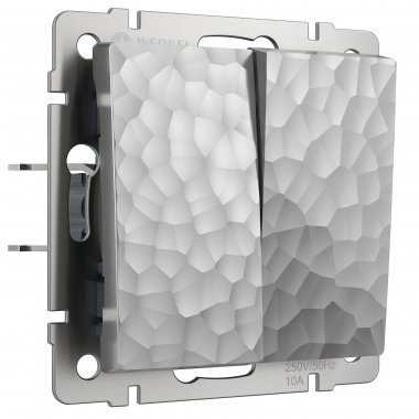 Фотография товара 'Werkel W1222006 Выключатель двухклавишный проходной серебряный'