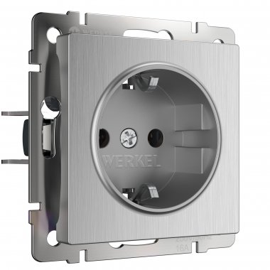 Фотография товара 'Werkel W1171109 Розетка с заземлением и шторками cеребряный рифленый'