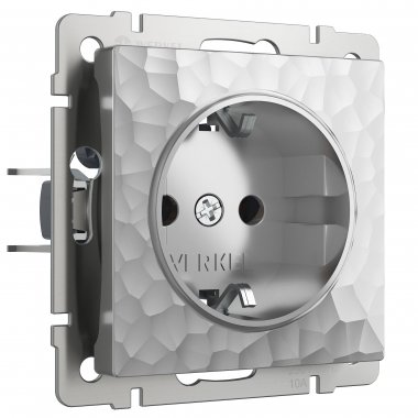 Фотография товара 'Werkel W1271106 Розетка с заземлением и шторками серебряный'