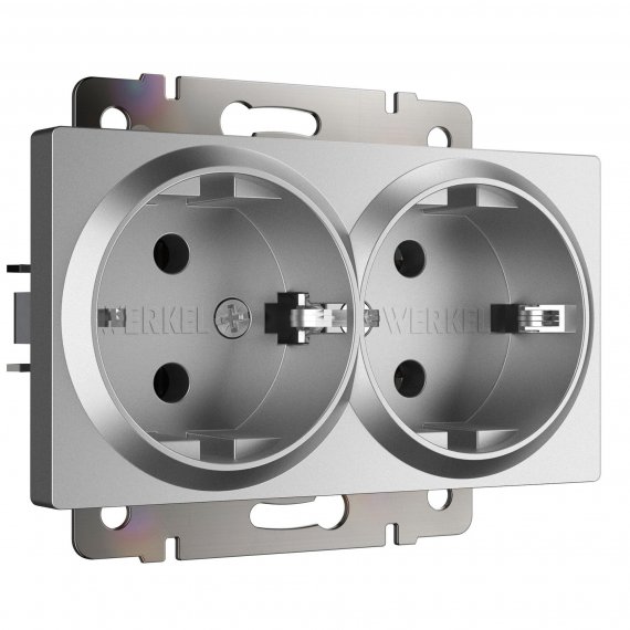 Фотография товара 'Werkel W1172065 Розетка двойная с заземлением серебряный матовый'