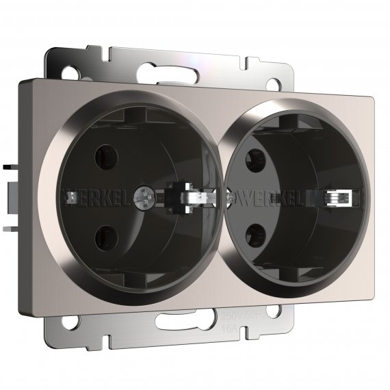 Фотография товара 'Werkel W1172002 Розетка двойная с заземлением глянцевый никель'