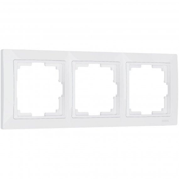 Фотография товара 'Werkel W0032001 Рамка из поликарбоната на 3 поста Snabb Basic белый'