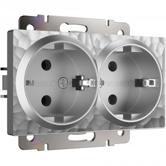 Фотография товара 'Werkel W1272006 Розетка двойная с заземлением серебряный'