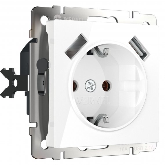 Фотография товара 'Werkel W1171501 Розетка с заземлением, шторками и USBх2 белая'